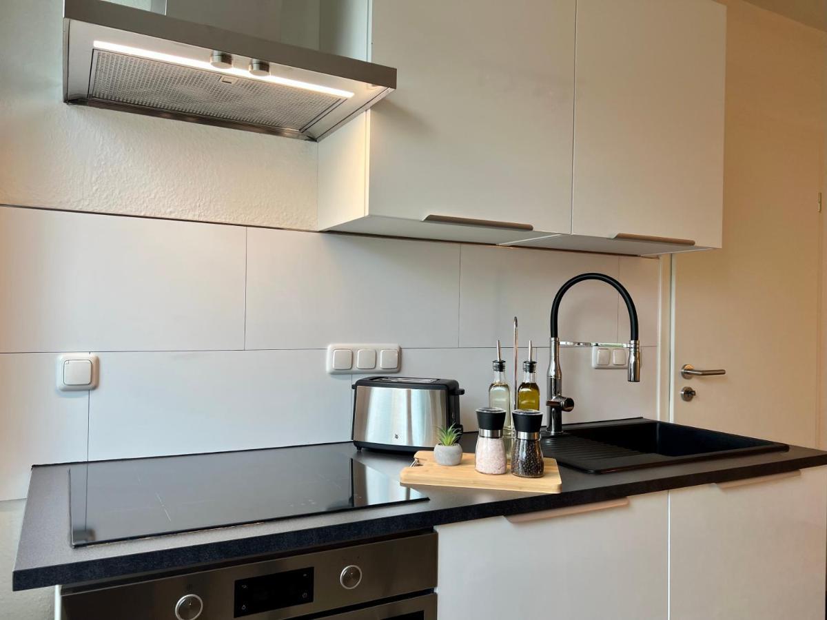 Design Apartment Mit Balkon - Kueche - Netflix Essen Exterior photo
